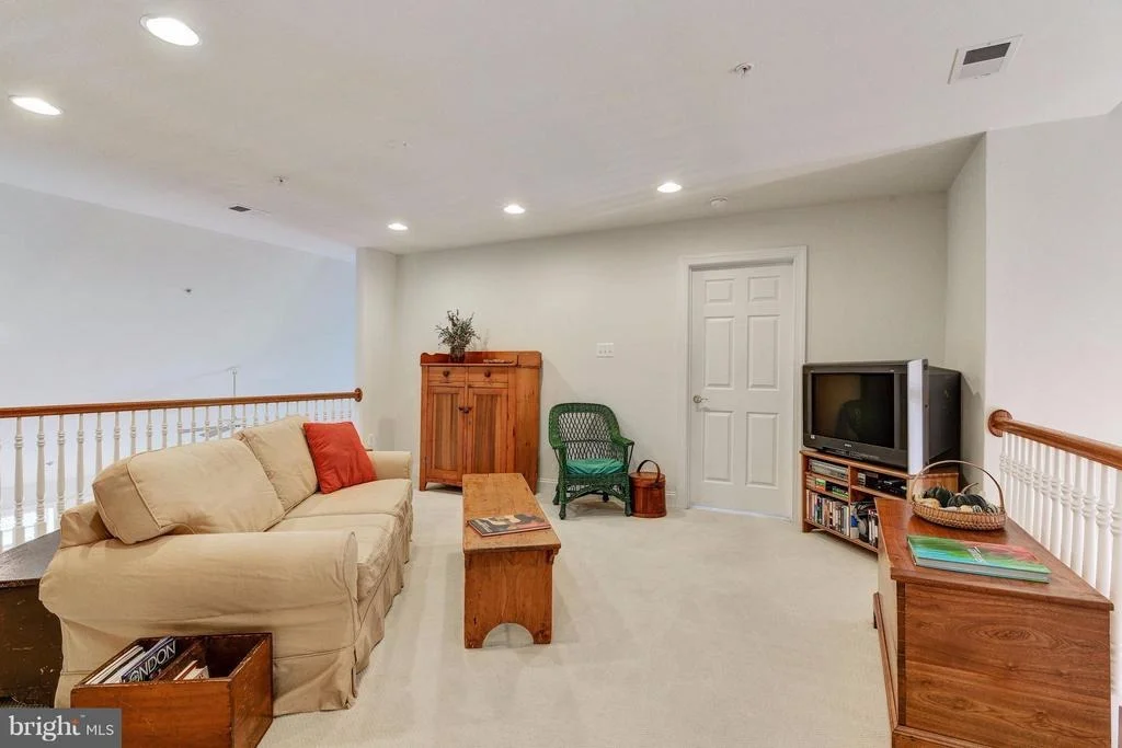 Photo of 3814 GLEN EAGLES DRIVE