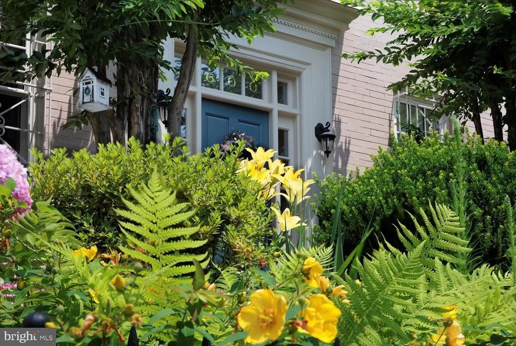 Photo of 600 G STREET SE