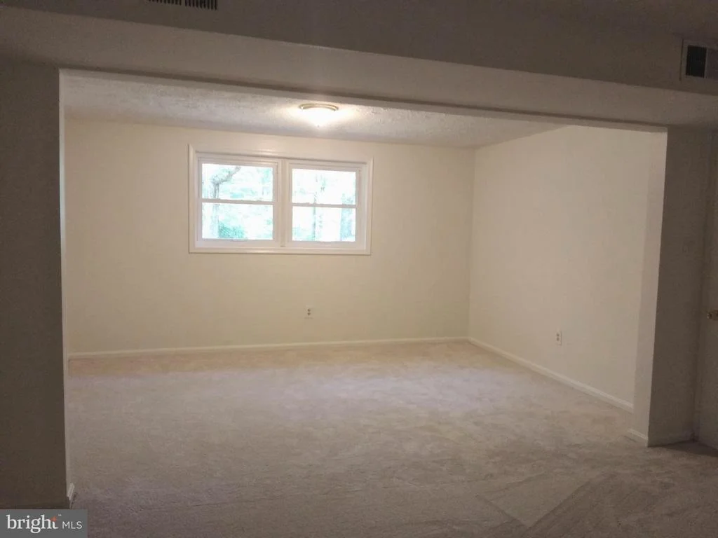 Photo of 12227 LARCH LANE