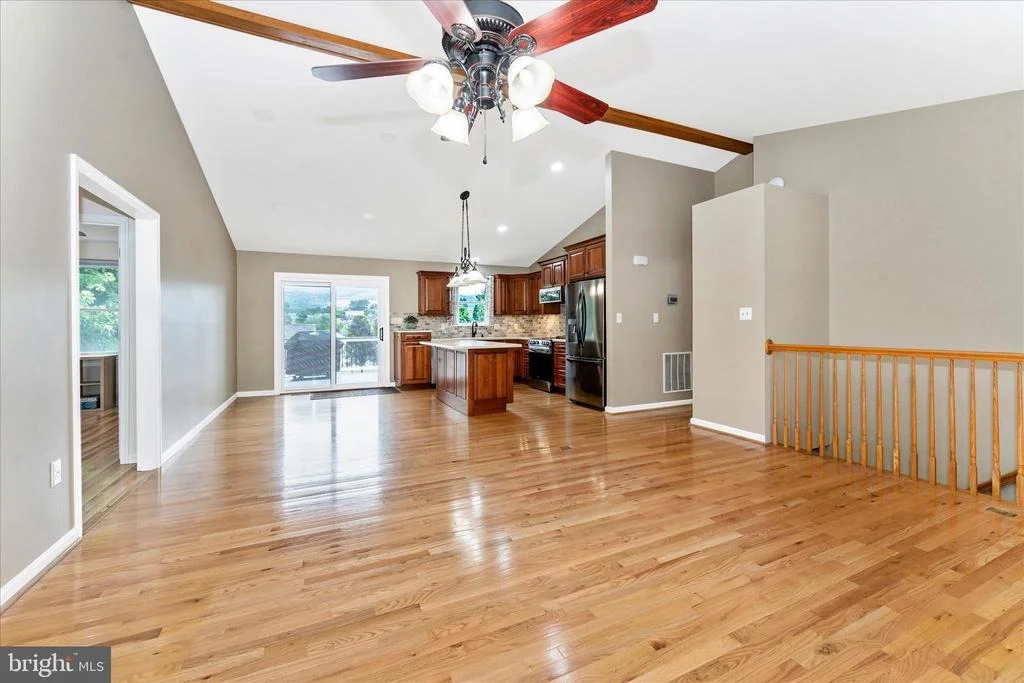 Photo of 31 AMANDA DRIVE