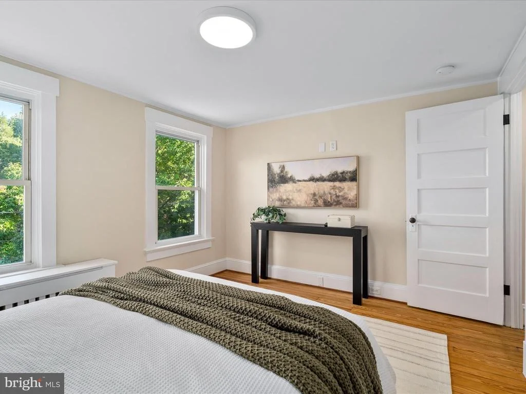 Photo of 729 TRAIL AVENUE