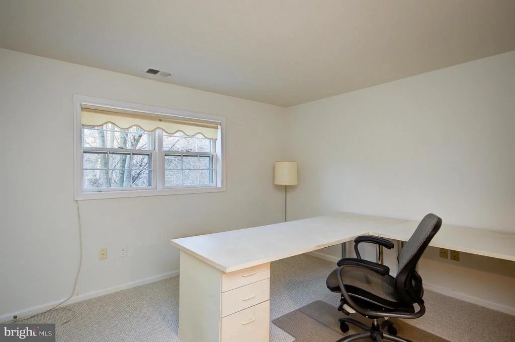 Photo of 1734 STONEBRIDGE ROAD
