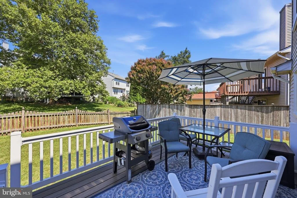 Photo of 1019 CHINABERRY DRIVE