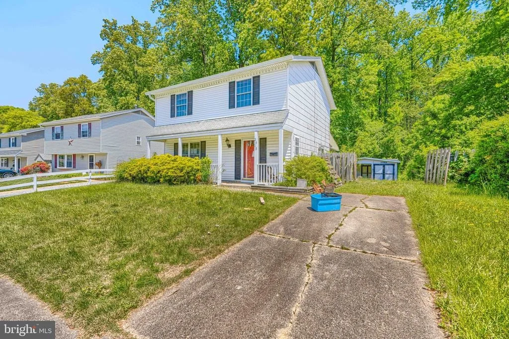 Photo of 2615 THORNBERRY DRIVE
