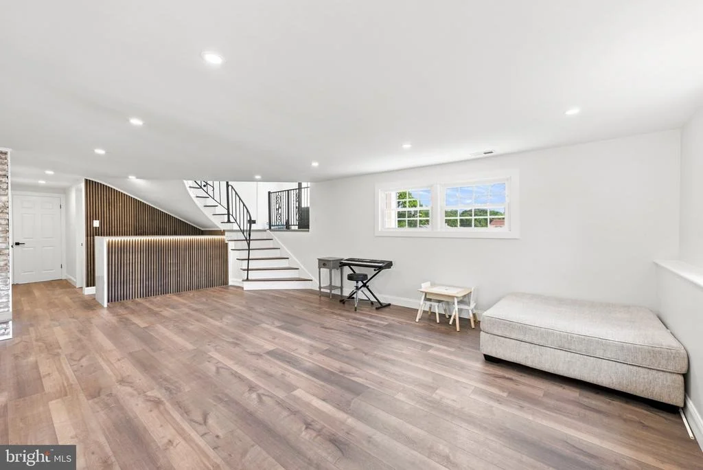 Photo of 9 BUCKNELL DRIVE