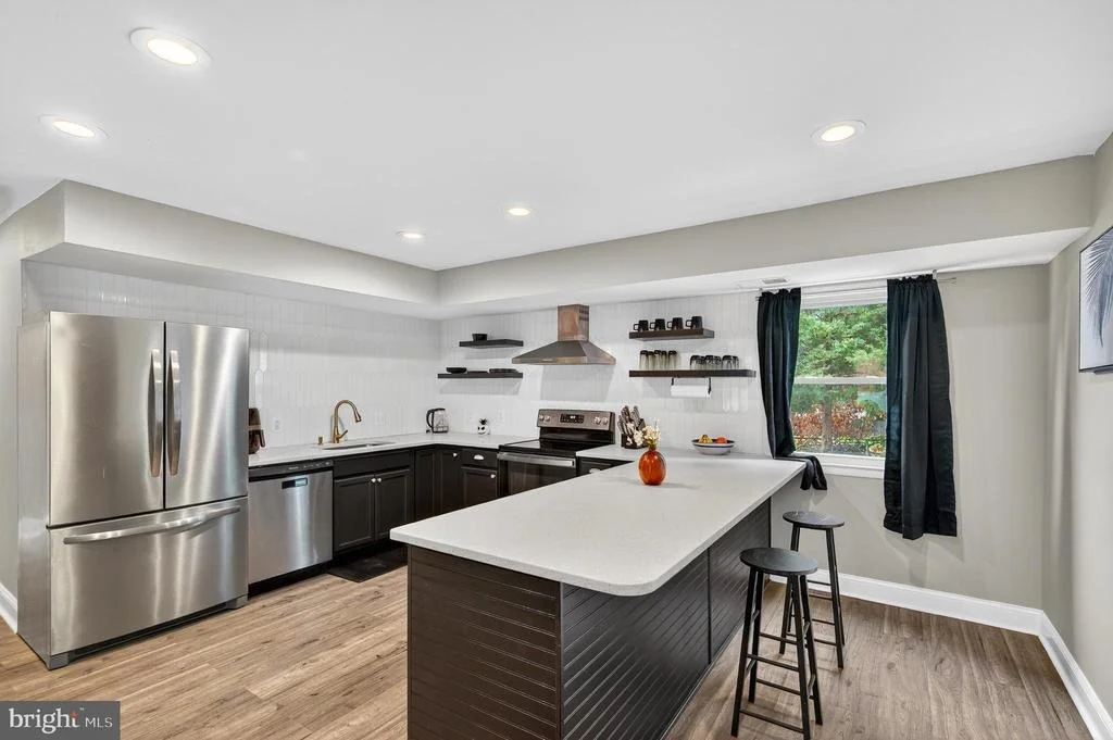 Photo of 9015 LONGBOW ROAD