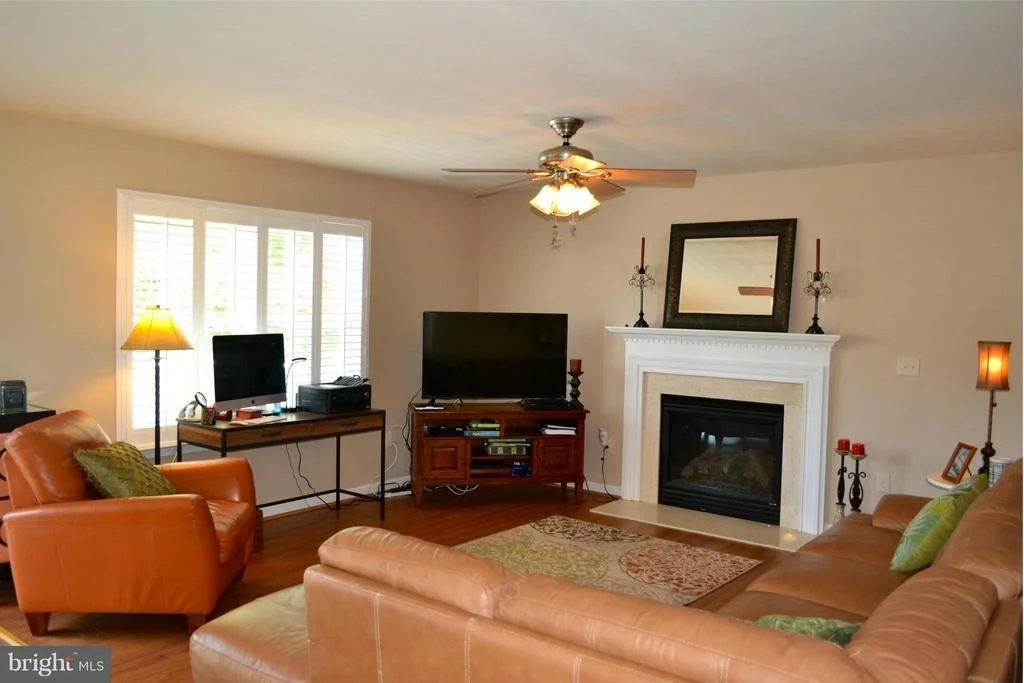 Photo of 1113 SAFFRON WAY