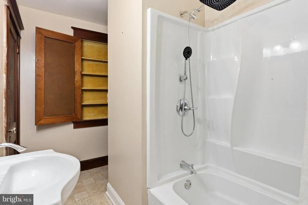 Photo of 28733 RIDGE ROAD