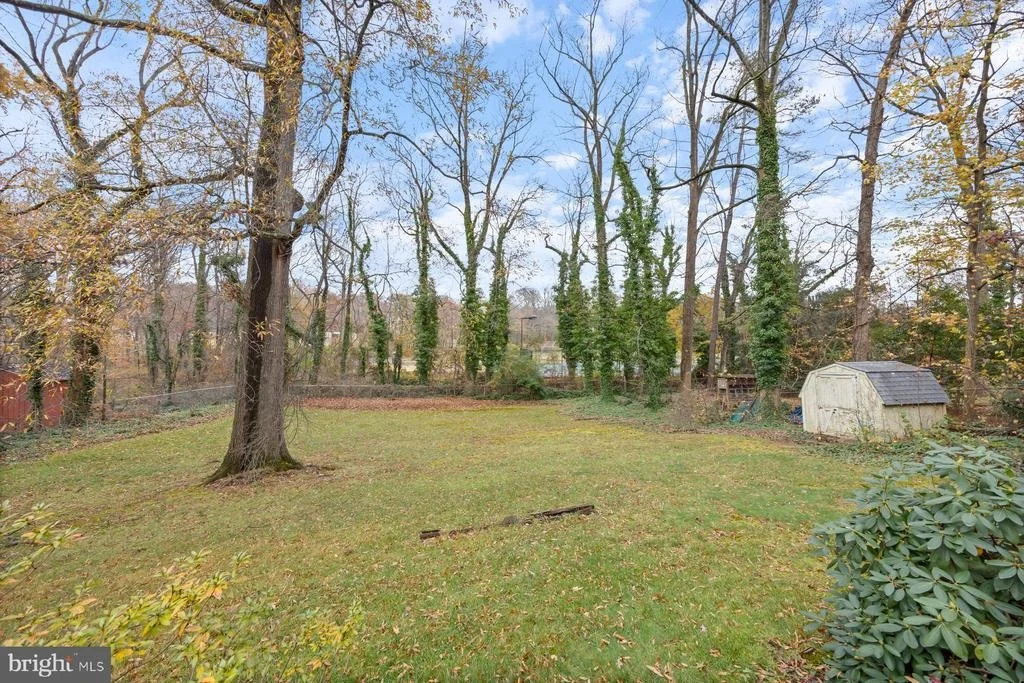 Photo of 26 LAKESIDE DRIVE