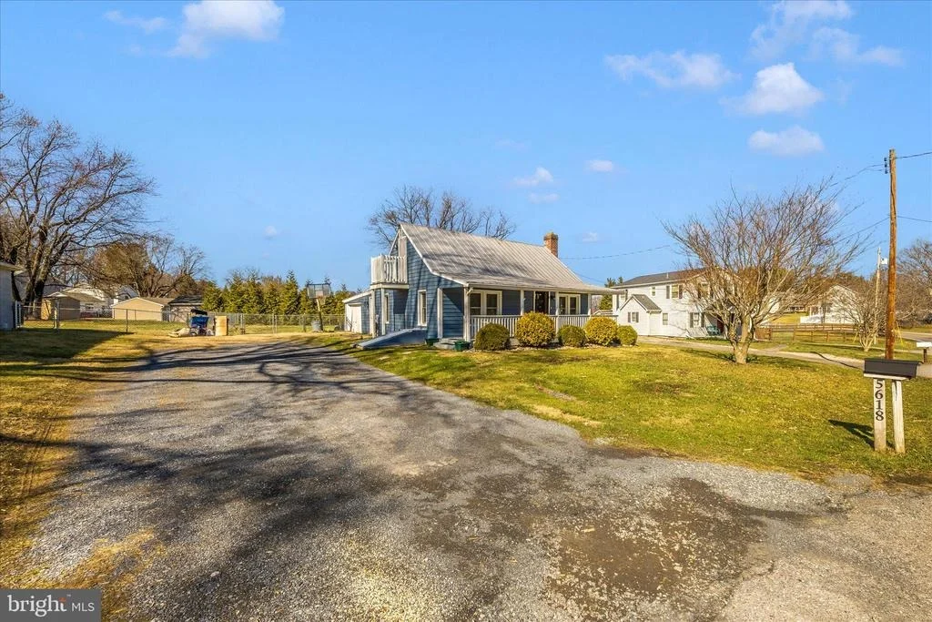 Photo of 5618 BARTONSVILLE ROAD