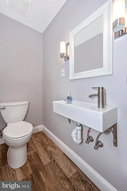 Photo of 1306 LEISTER DRIVE