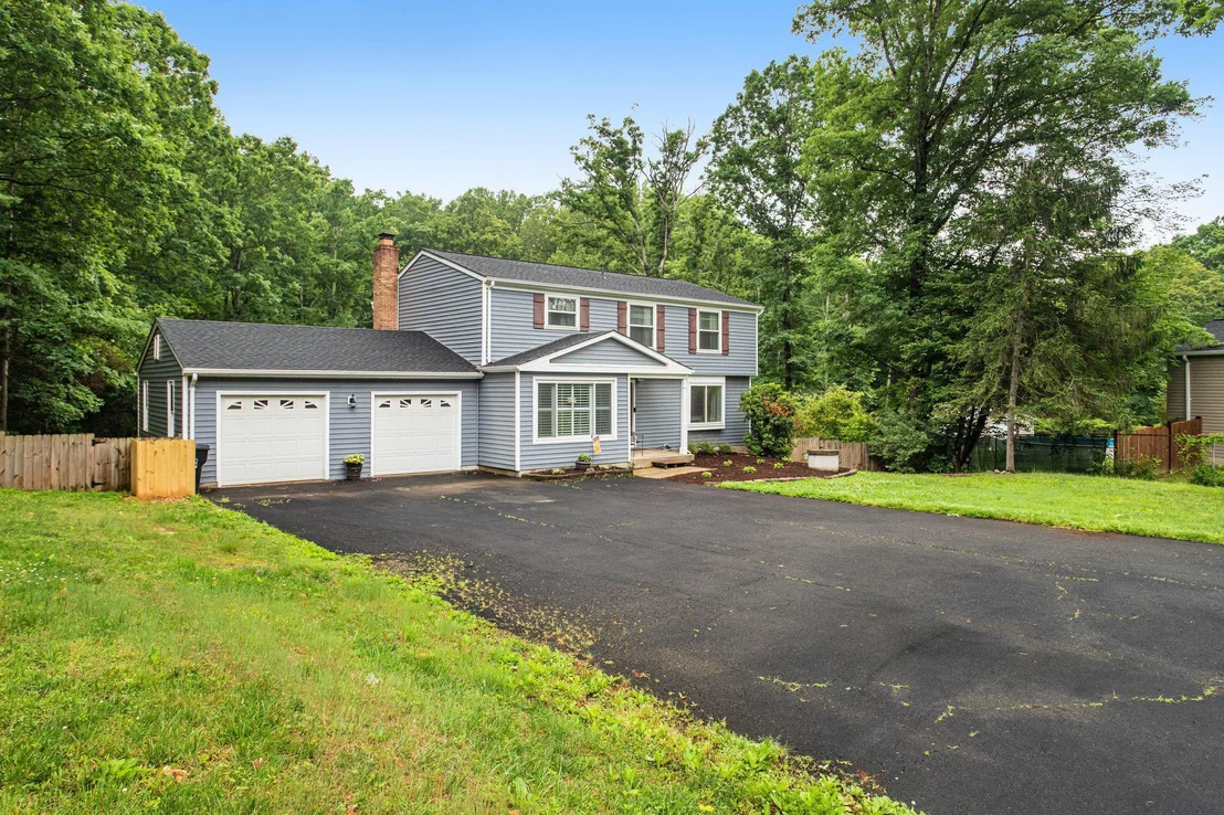Photo of 8005 GRACIE DRIVE