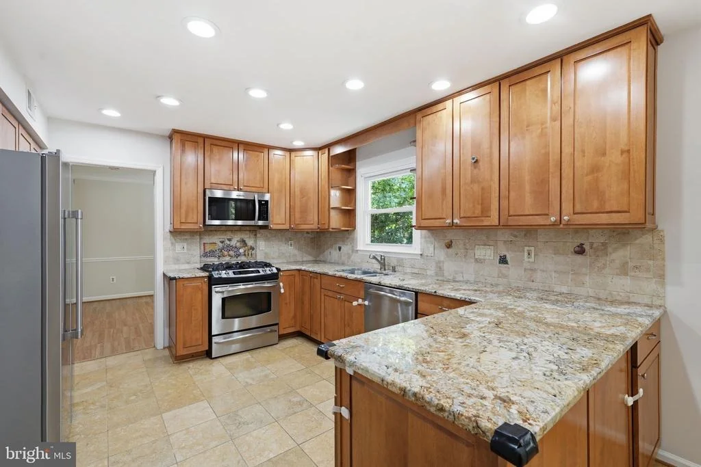 Photo of 7316 WALNUT KNOLL DRIVE