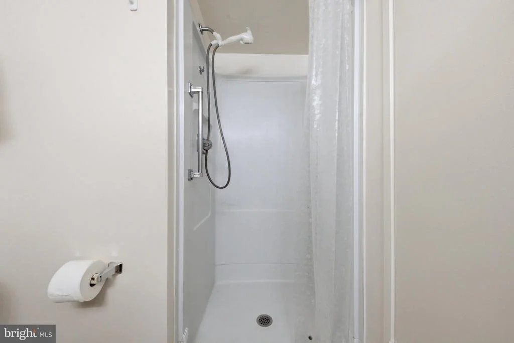 Photo of Unit 2115 at 15107 INTERLACHEN DRIVE
