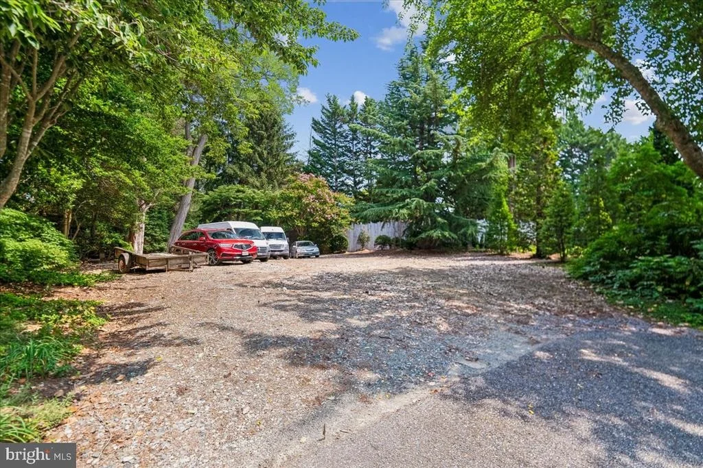 Photo of 1301 OLD MITCHELLVILLE