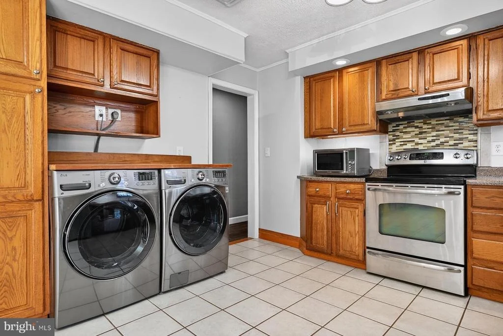 Photo of 118 ELLIOTT PLACE