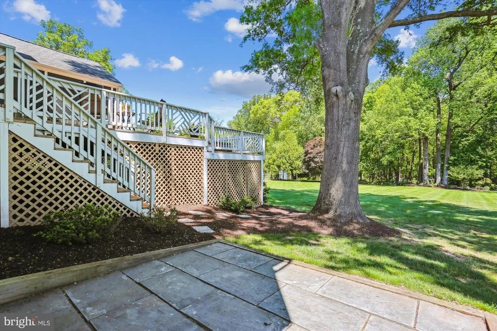Photo of 18521 AZALEA DRIVE