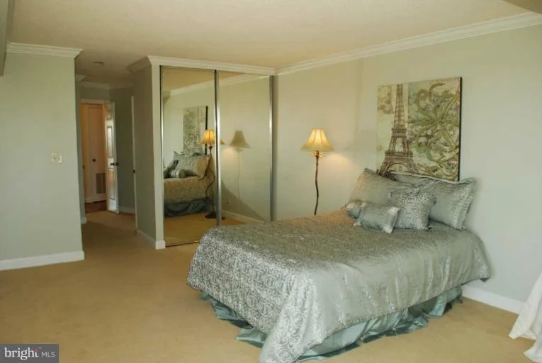 Photo of Unit 1608 at 5902 MOUNT EAGLE DRIVE