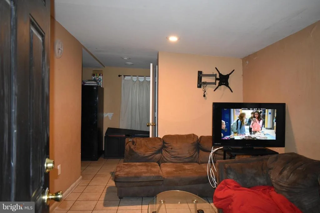 Photo of 1241 E RANDOLPH ROAD