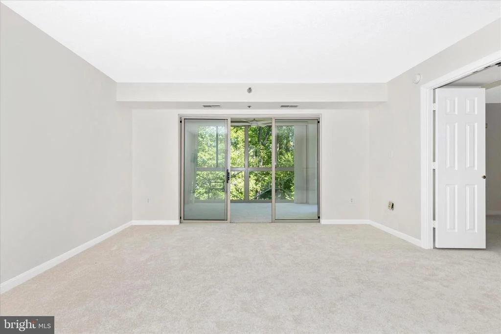 Photo of Unit 309 at 14809 PENNFIELD CIRCLE