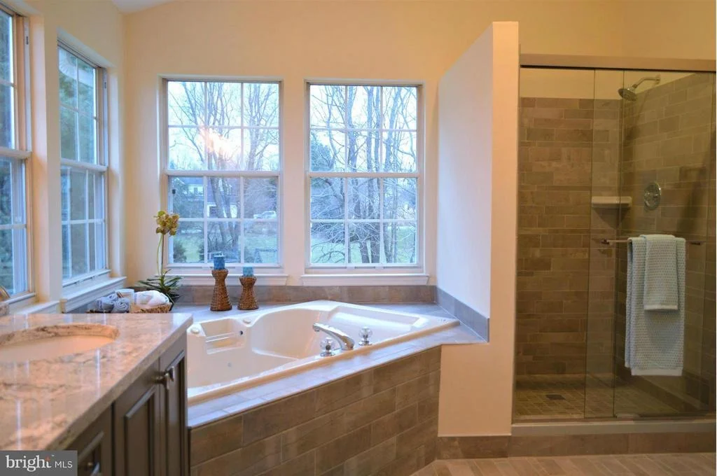 Photo of 6404 STREAM VALLEY WAY