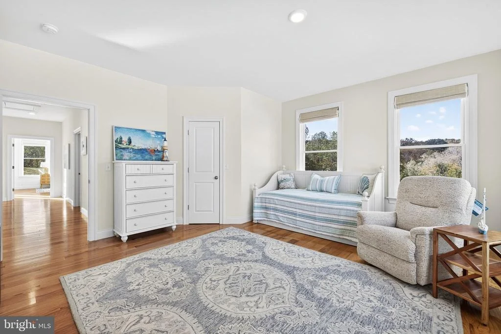 Photo of 4050 CARRINGTON