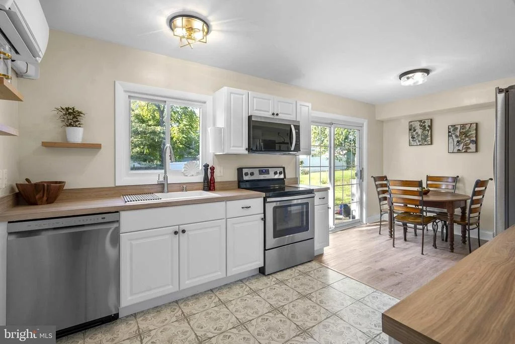 Photo of 2516 KITTERY LANE