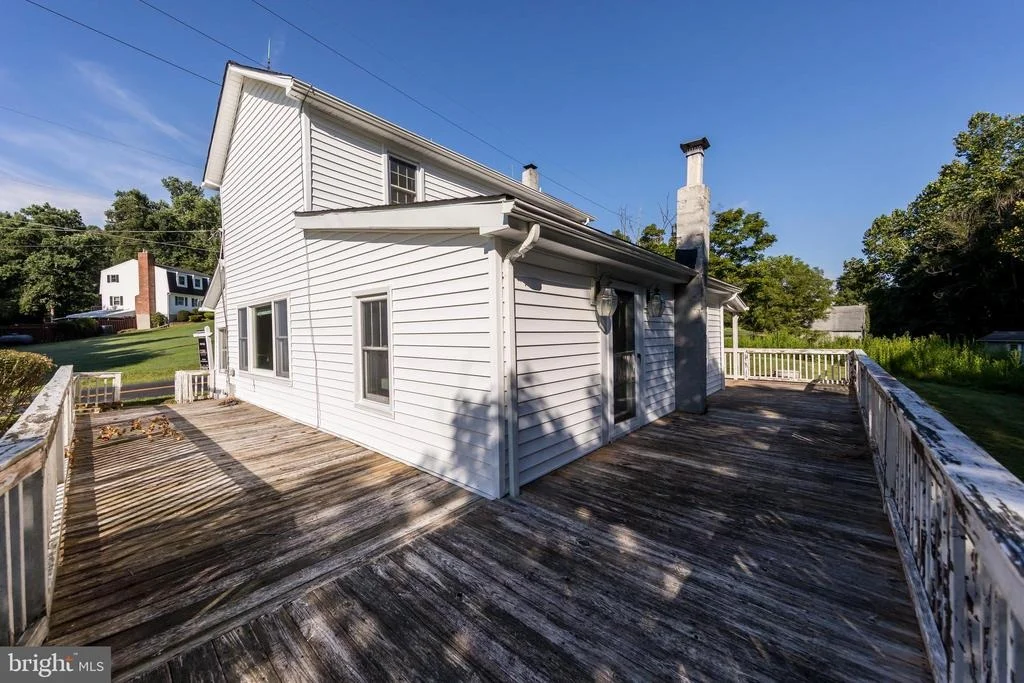 Photo of 3007 CHARLES STREET