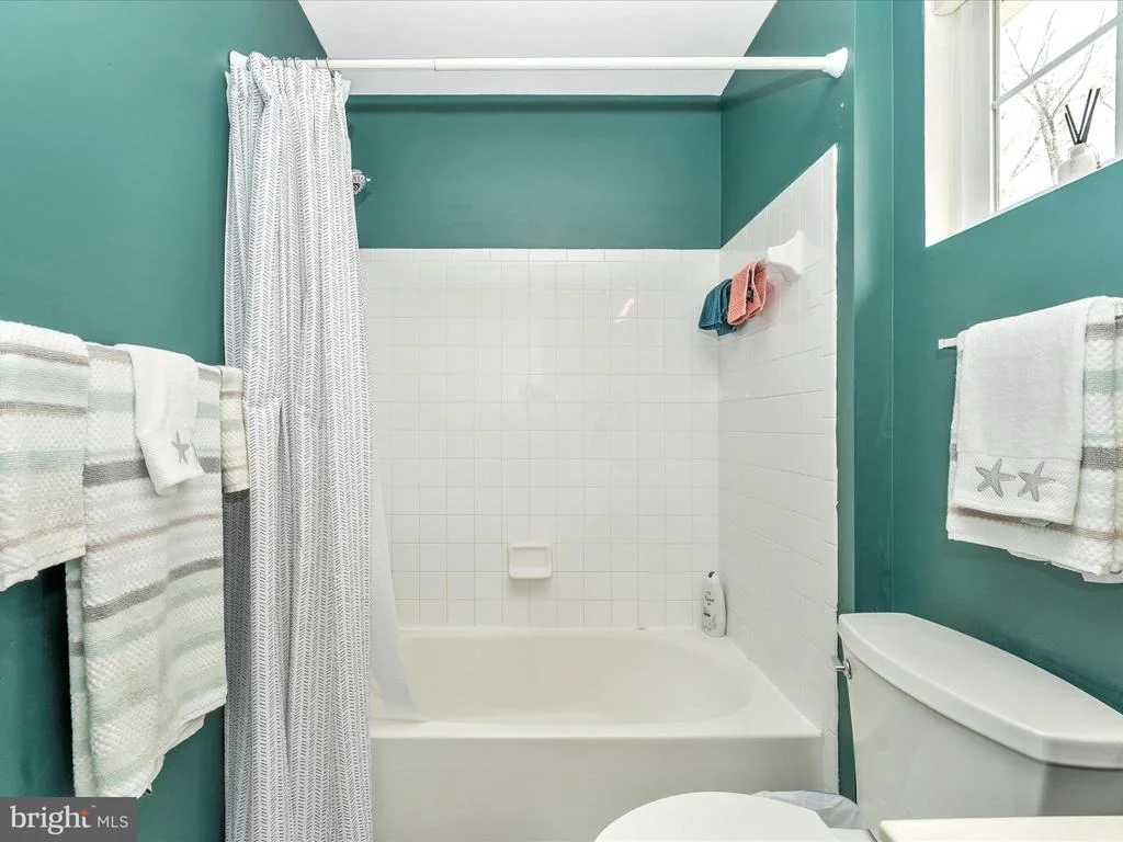 Photo of 6469 SADDLEBROOK LANE