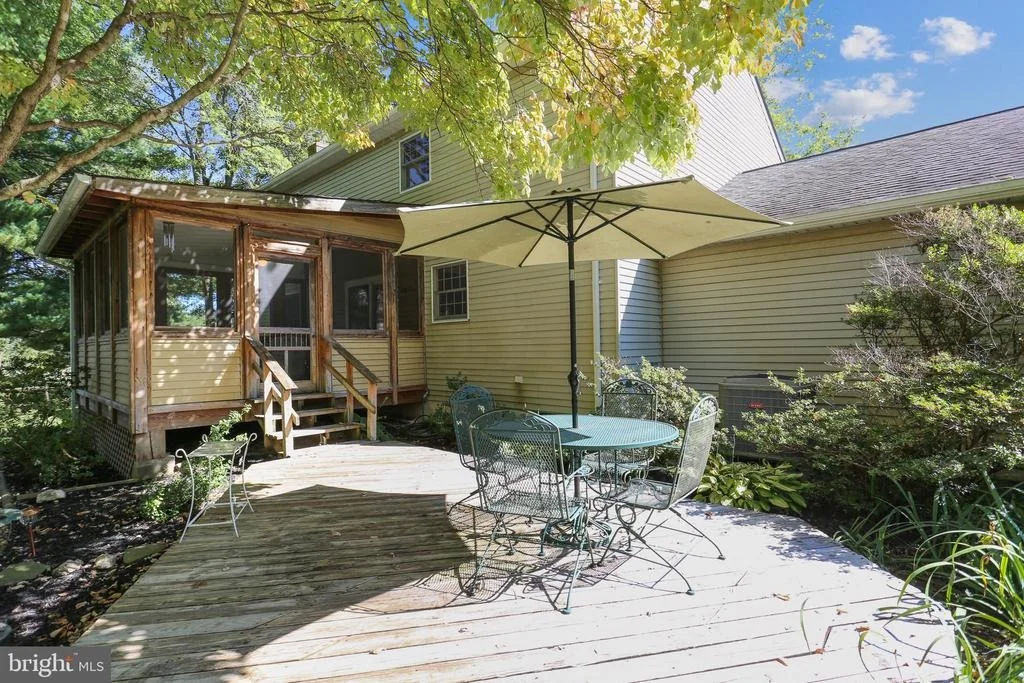 Photo of 9301 HUNTMASTER ROAD