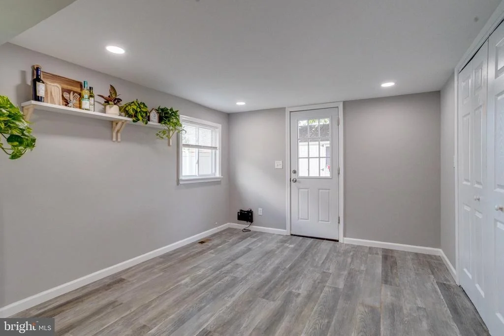 Photo of 215 GLIDER DRIVE