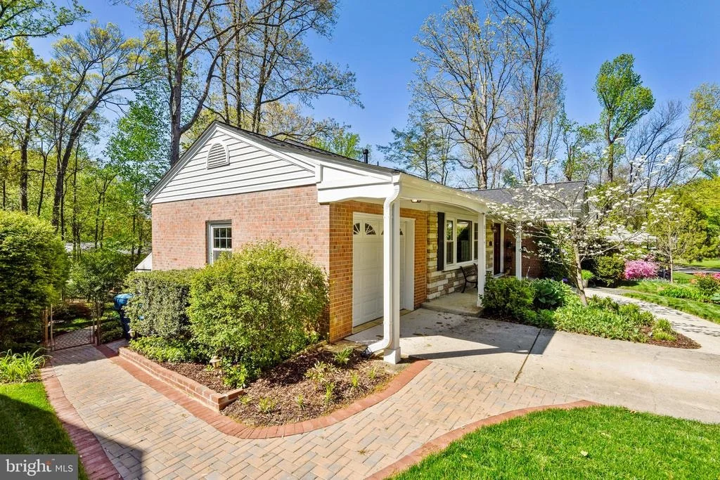 Photo of 6714 CANEEL COURT