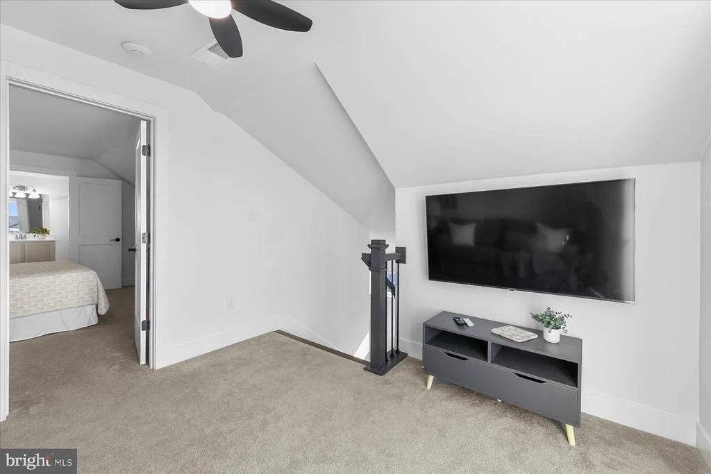 Photo of 39546 ADMIRAL ROAD