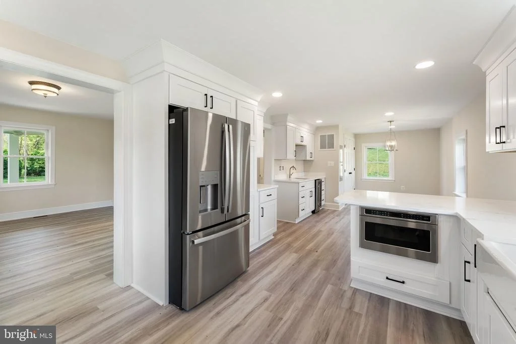 Photo of 11066 MORELAND ROAD