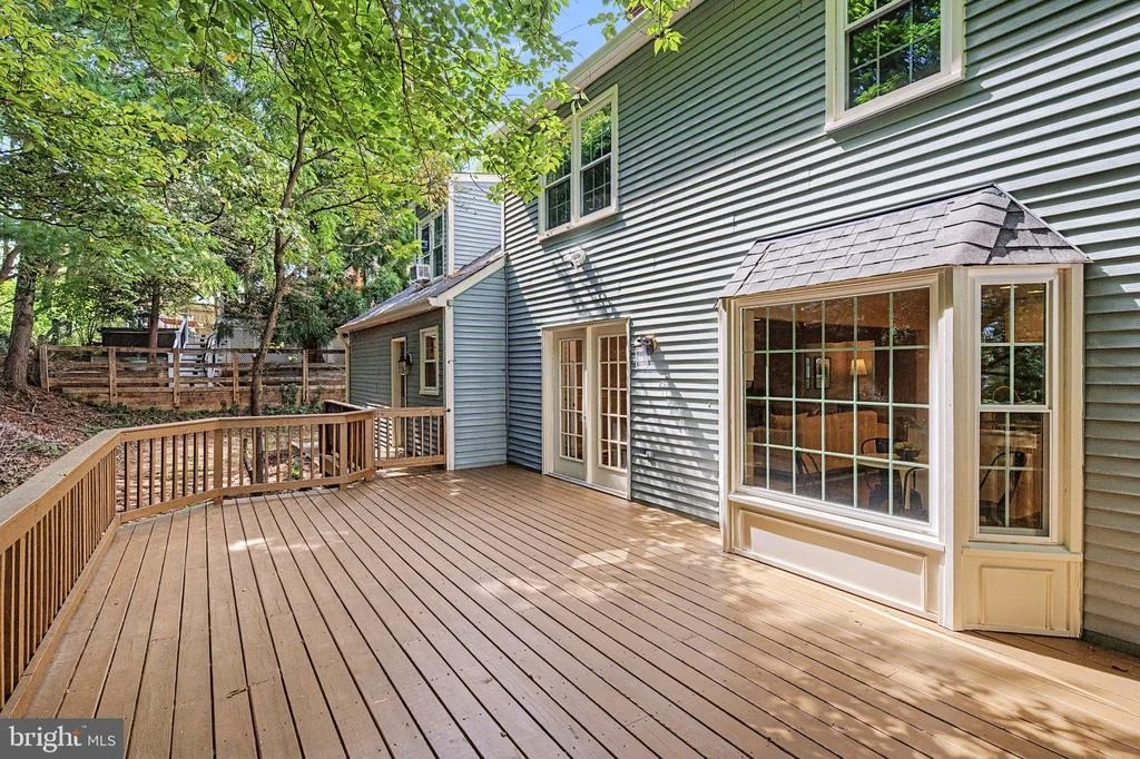 Photo of 1623 LINWAY PARK DRIVE