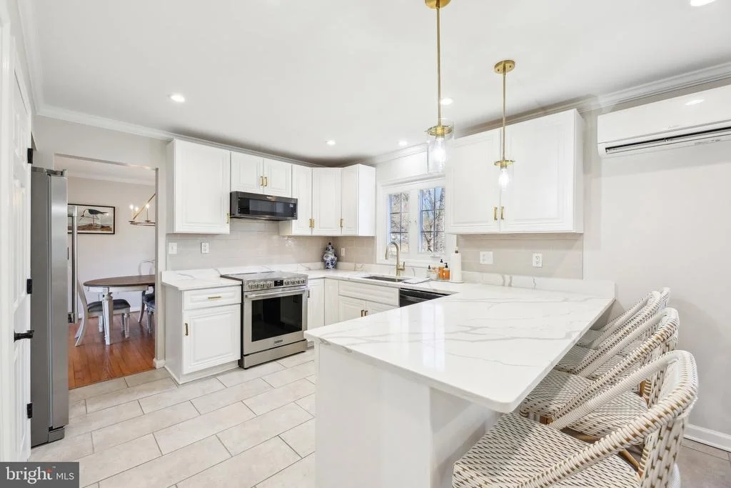 Photo of 2139 DAISY ROAD