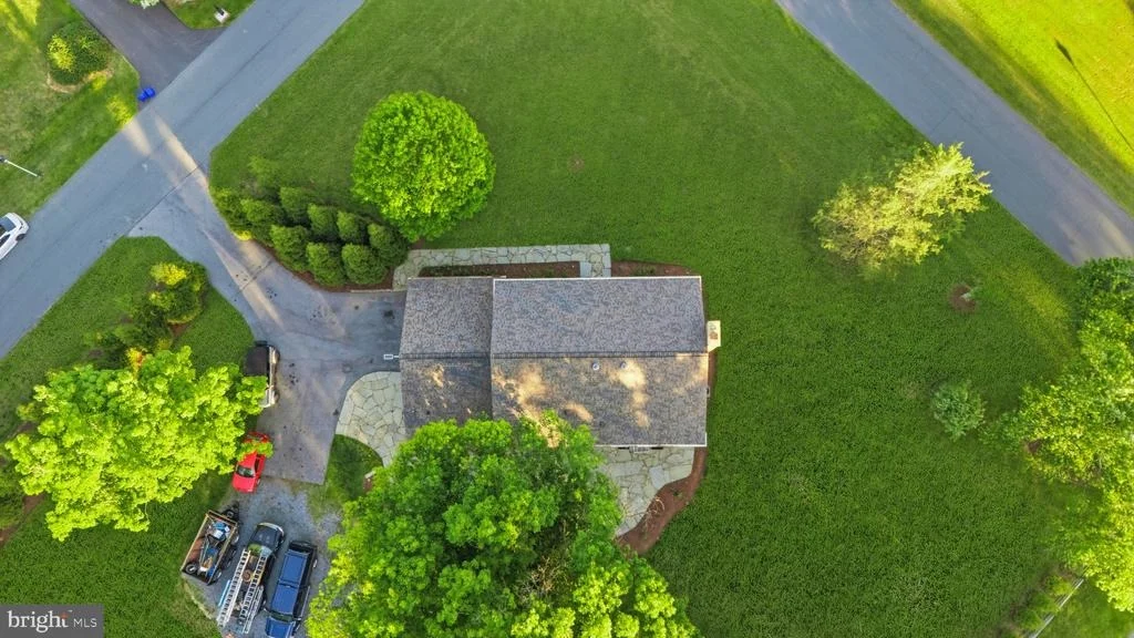 Photo of 8701 LOCHAVEN DRIVE
