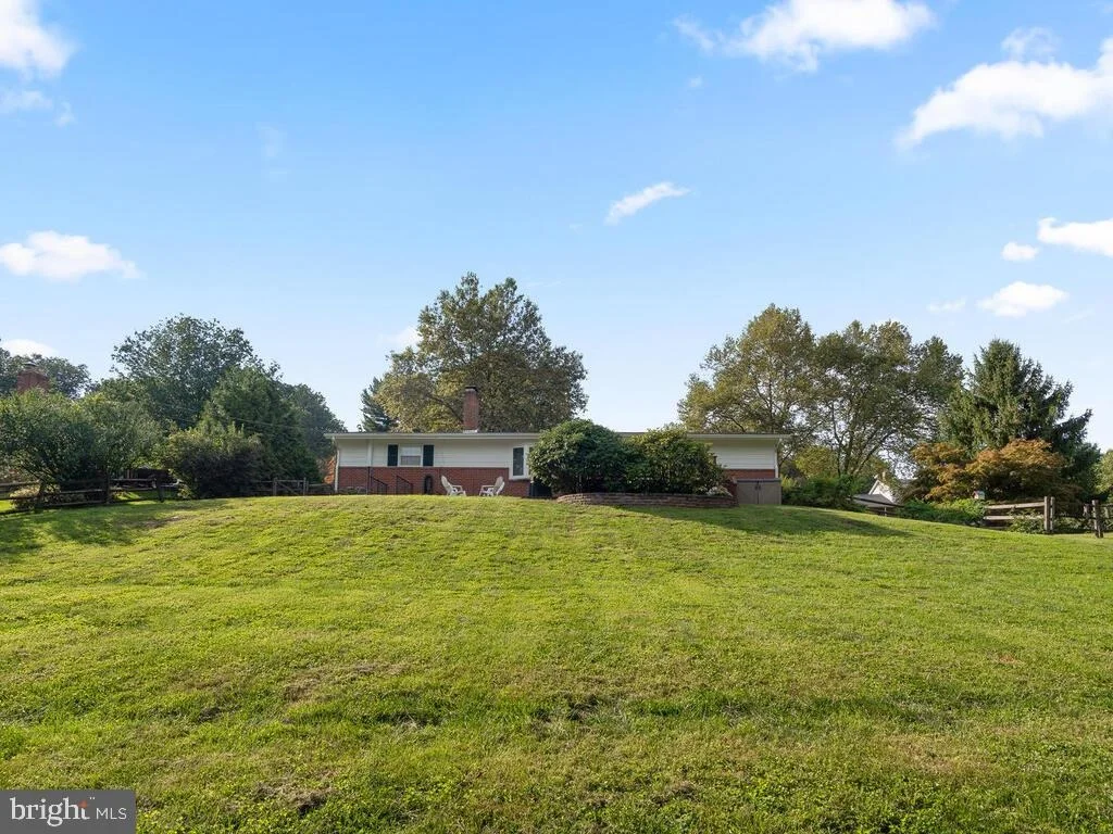 Photo of 7405 HILLTOP DRIVE