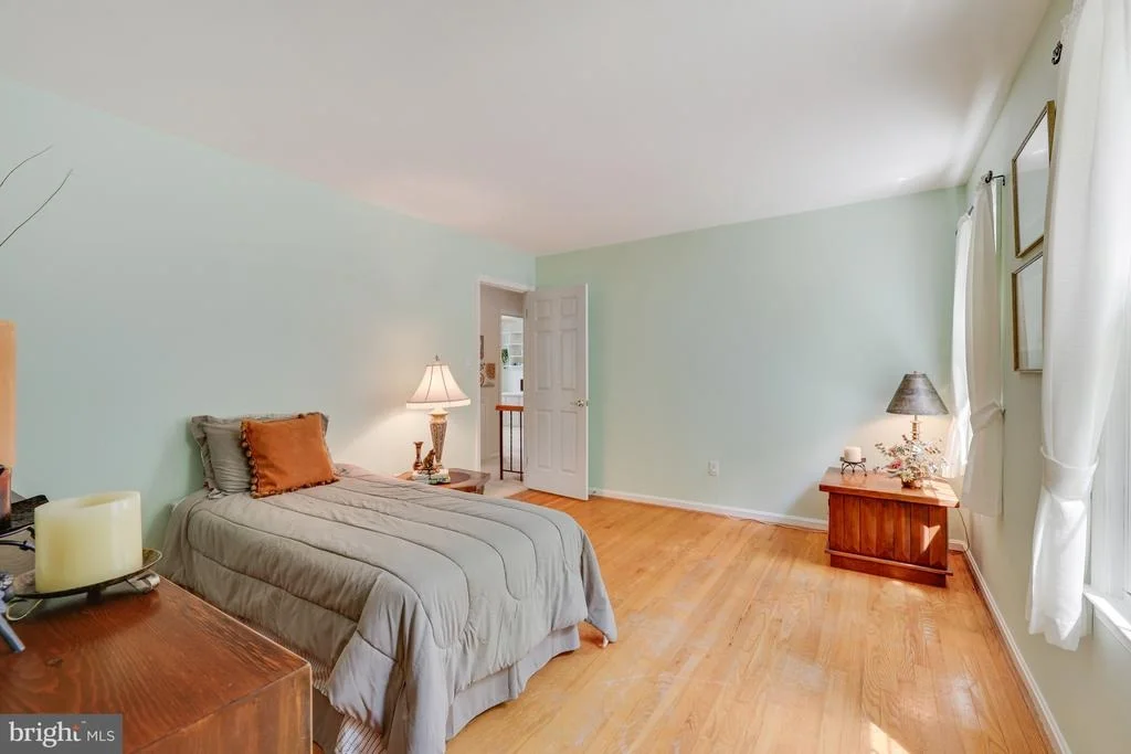 Photo of 11308 MYRTLE LANE