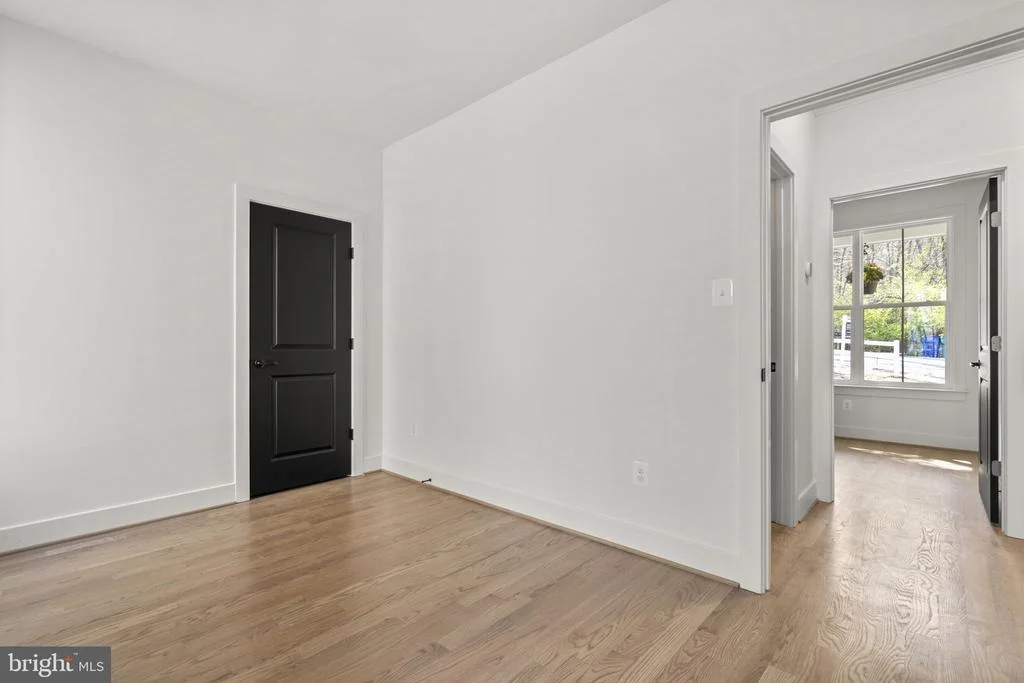 Photo of 7125 EDGEMONT ROAD