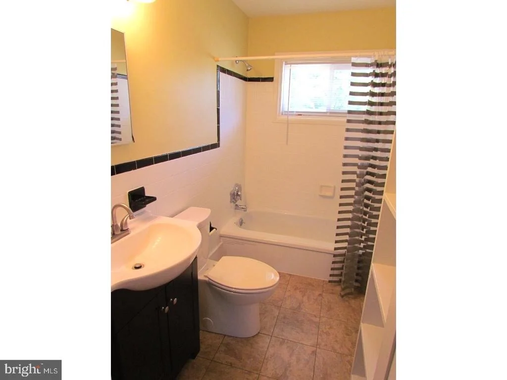 Photo of 731 RIVER ROAD