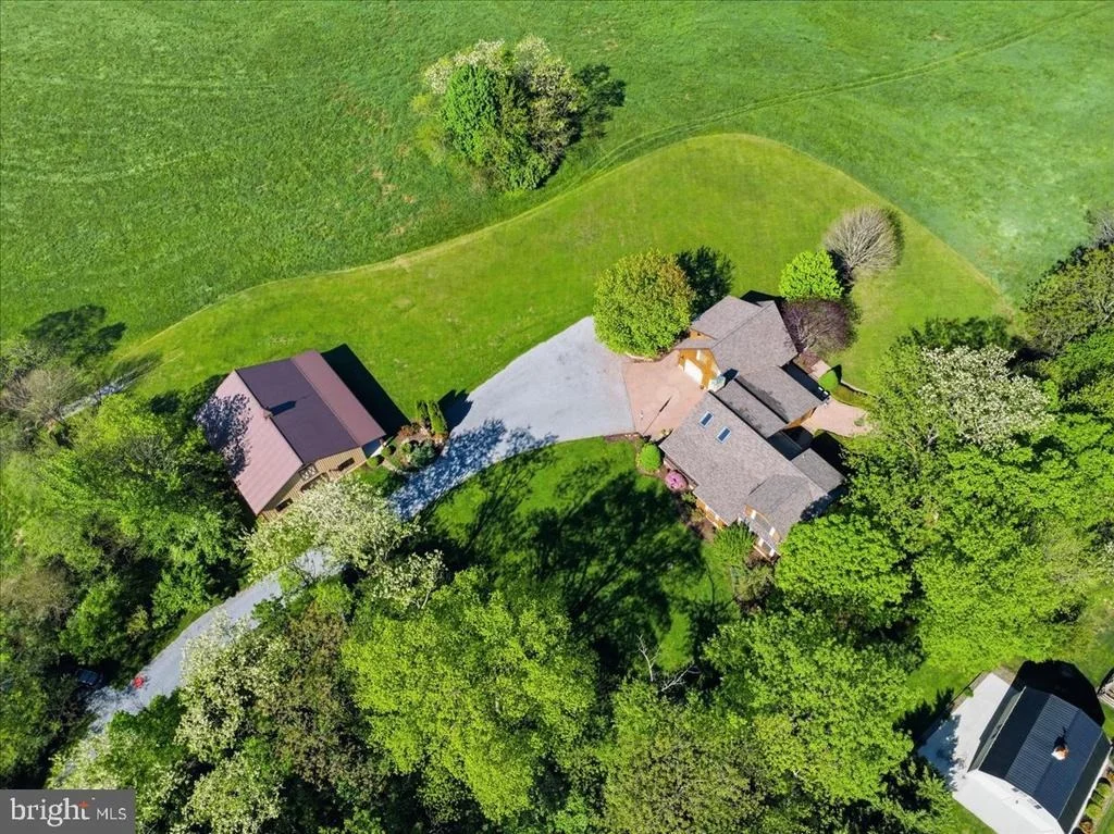 Photo of 14122 MERCERSBURG ROAD