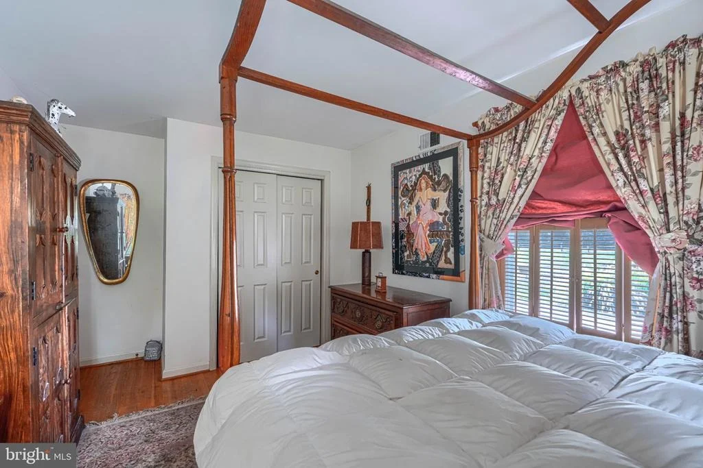 Photo of 16331 MARKOE