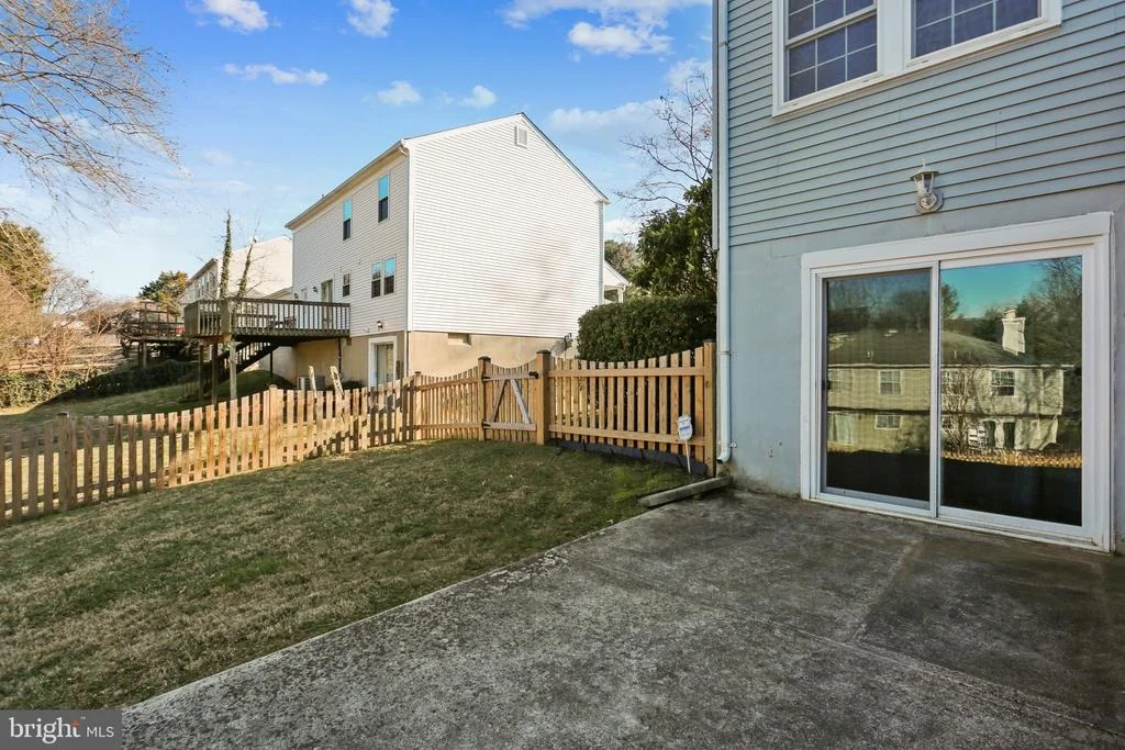 Photo of 915 POINTER RIDGE DRIVE
