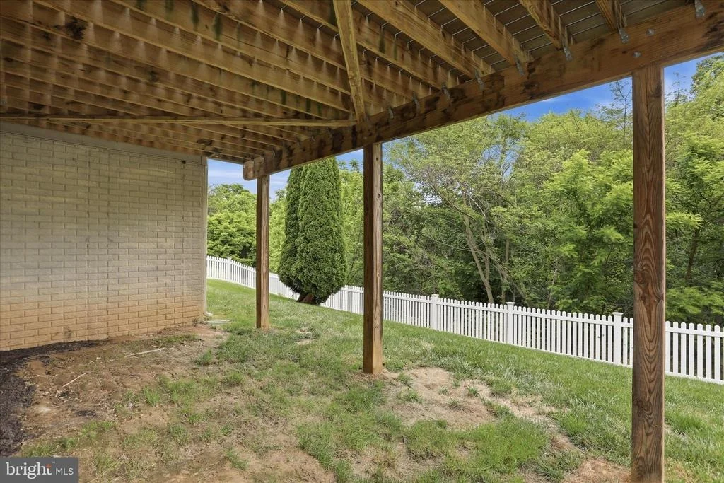 Photo of 1304 MOORE SPRING COURT