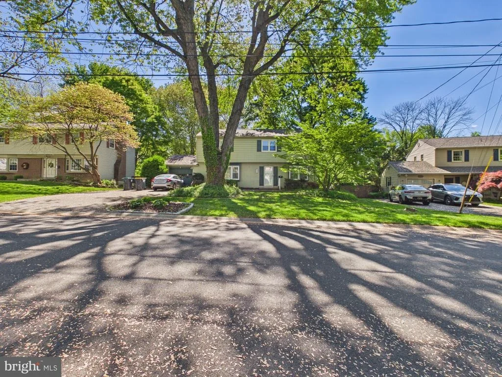 Photo of 112 DELVIEW DRIVE