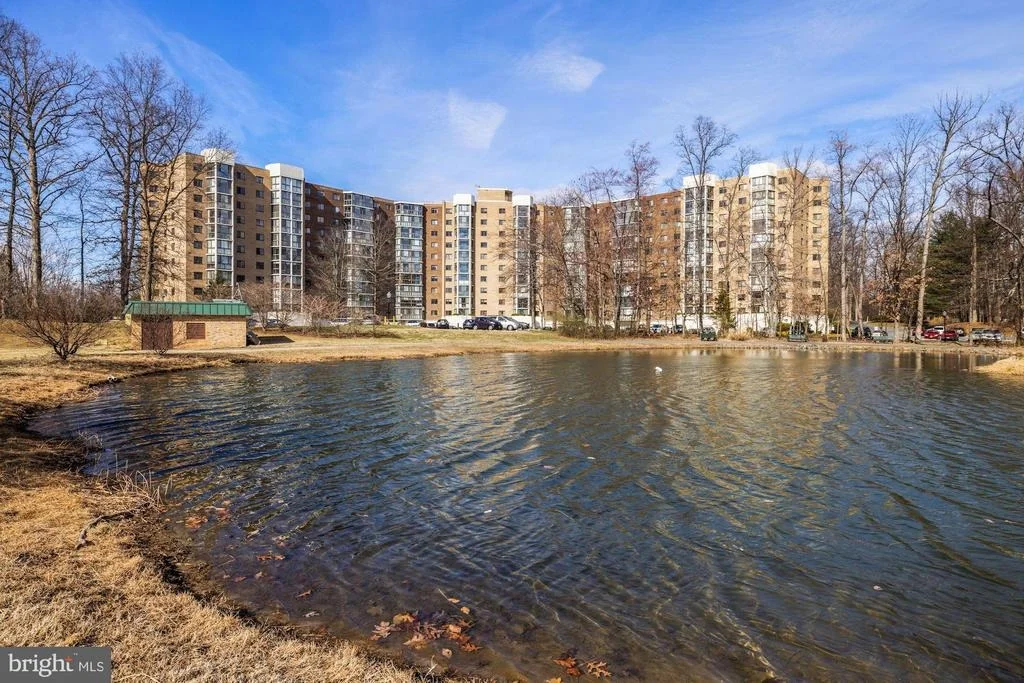 Photo of Unit 3211 at 15115 INTERLACHEN DRIVE