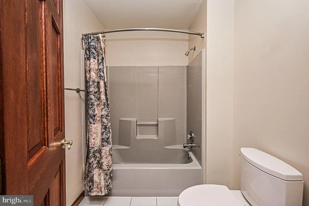 Photo of 5805 HALLOWING DRIVE