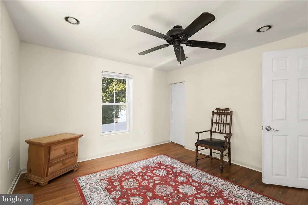 Photo of 415 SCHWARTZ AVENUE