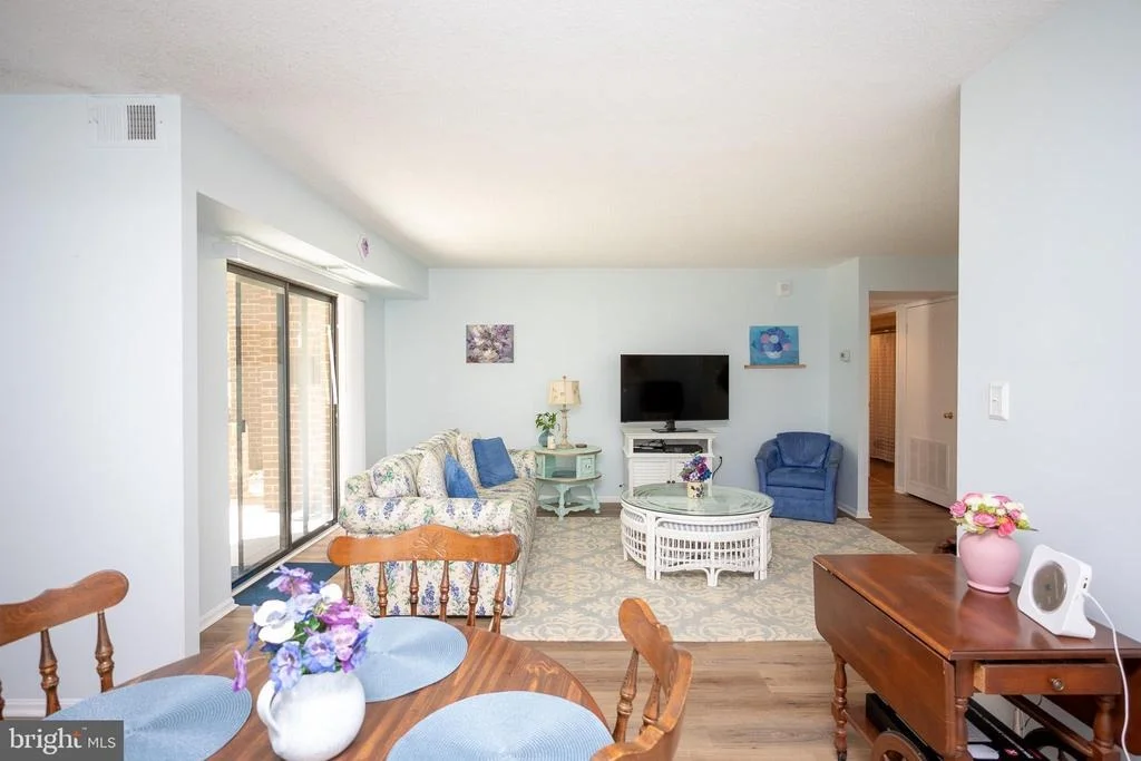 Photo of Unit 2102 at 15107 INTERLACHEN DRIVE